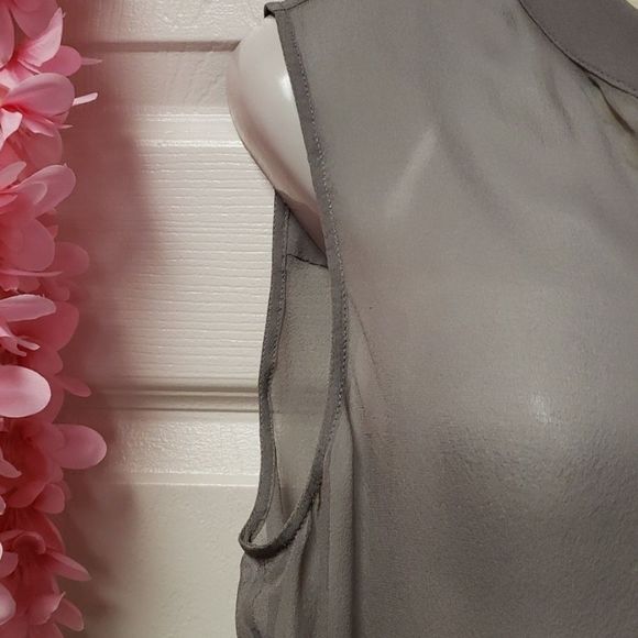 NWOT 💟 Tahari 100% SILK Sheer Blouse Top - Picture 6 of 11